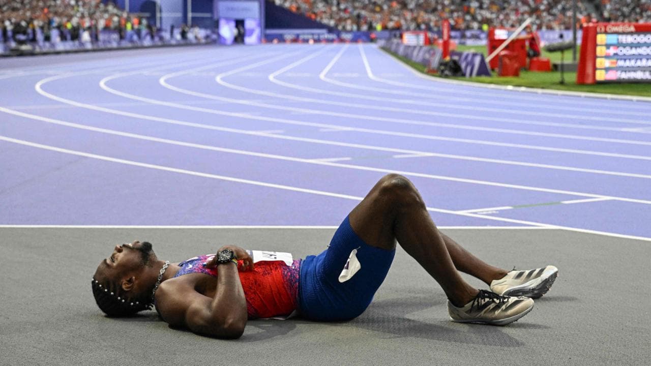 Noah Lyles dopo la finale dei 200