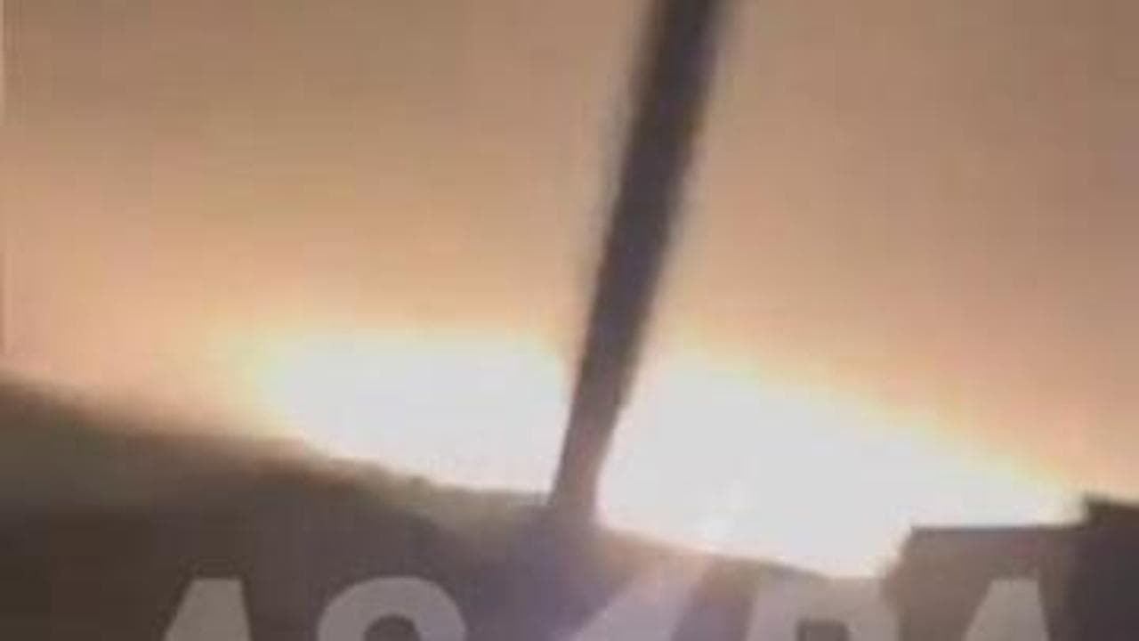 Massiccio attacco di droni ucraini nella regione russa di Lipeck: brucia l'aeroporto militare