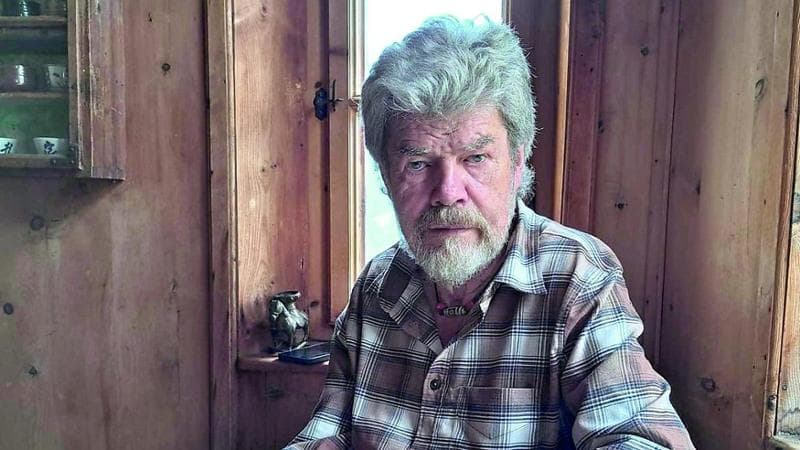 Messner: “Mai caduto in vetta, nella vita sì. Il dolore più grande? Essere cacciato da casa”