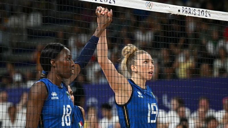 Il volley di Egonu e Fahr, una squadra simbolo: a Parigi è stata un’Italia con radici in 35 nazioni e 5 continenti