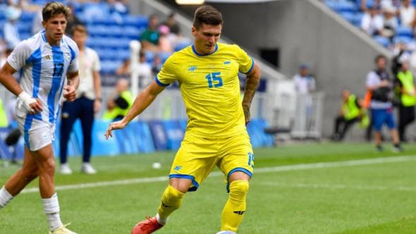 Vladyslav Veleten: “Dal fronte al campo di calcio, a Donetsk ho visto l’inferno. Ma la guerra non ha ucciso i miei sogni”
