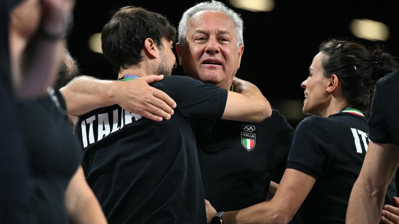 Julio Velasco: "È un bel momento per ritirarmi, ma gli amici mi hanno già detto: ti ammazziamo"