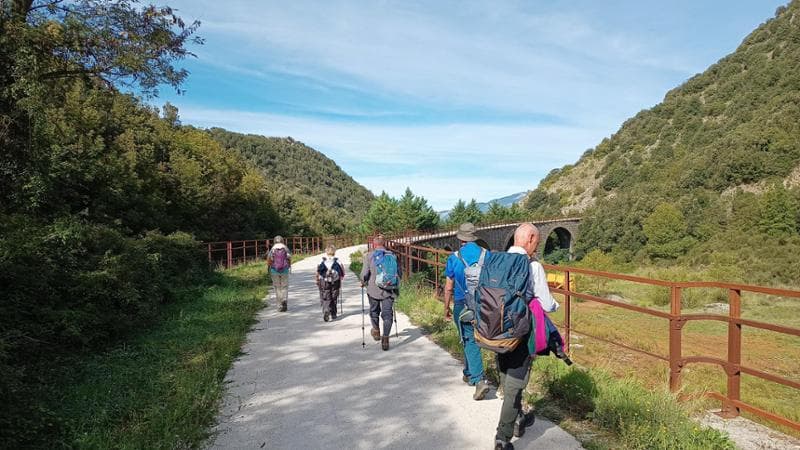 Trekking sulla ciclovia tra Lagonegro e Rotonda