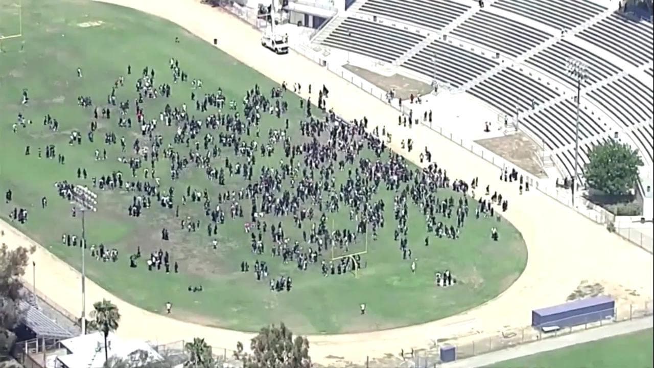 Usa, terremoto di magnitudo 4.4 a Los Angeles: i residenti si riversano in strada