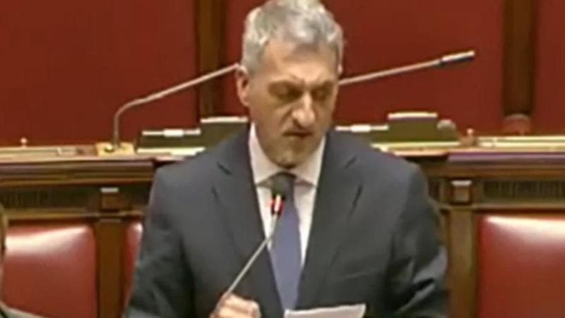 Ius scholae, Russo (FI): “Diventi italiano chi studia qui, dopo due cicli o la scuola dell’obbligo”