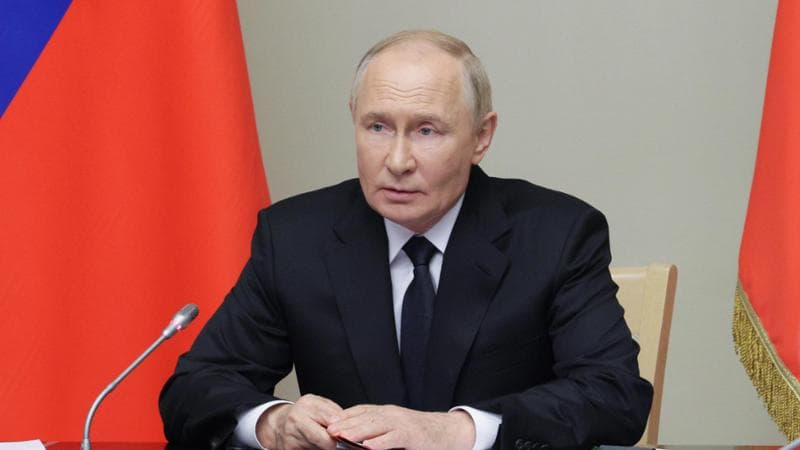 La roulette russa di Putin, lascia la sua armata nel Donbass e difende la patria con le reclute