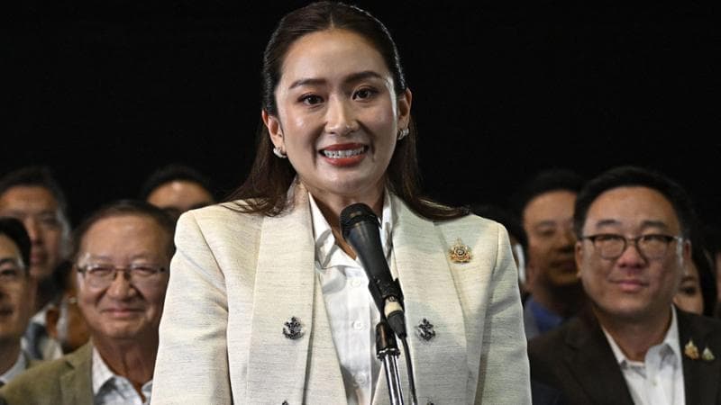 Star dei social, under 40 e rampolla di una dinastia politica: ecco chi è Paetongtarn Shinawatra, la nuova premier della Thailandia