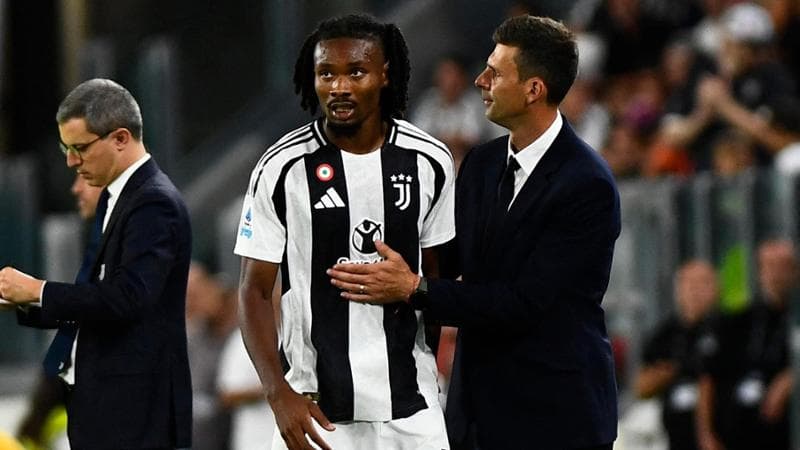 Thuram con Motta al momento del cambio