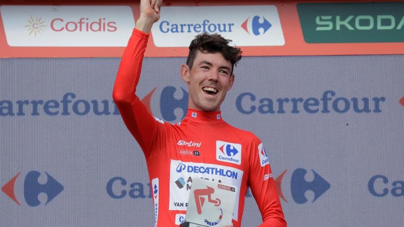 O'Connor in maglia rossa sul podio