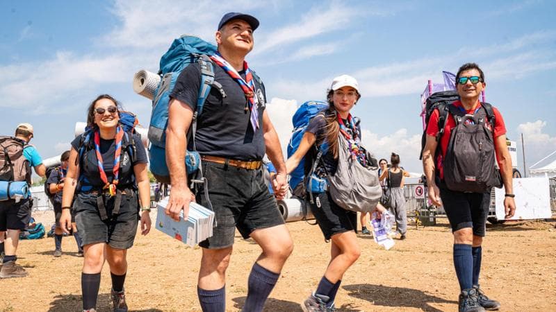 Gli scout alla ricerca della felicità perduta. “Parità e accoglienza, i pionieri siamo noi”