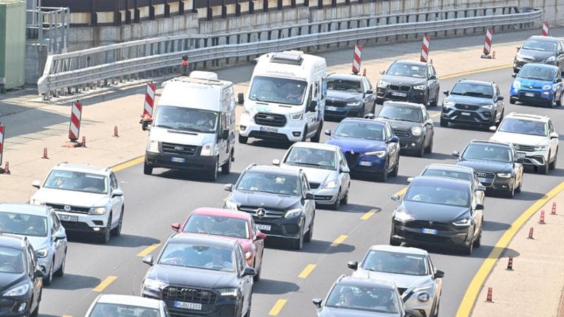 Vacanze: via al primo controesodo. Weekend da bollino rosso, nero nelle autostrade del nord-est
