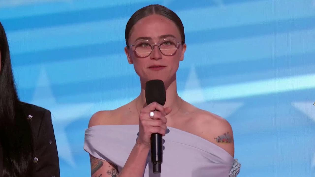 Chicago, l'intervento della figlia di Doug Emhoff, Ella: "Kamala c'è sempre stata per me, ci sarà per voi"