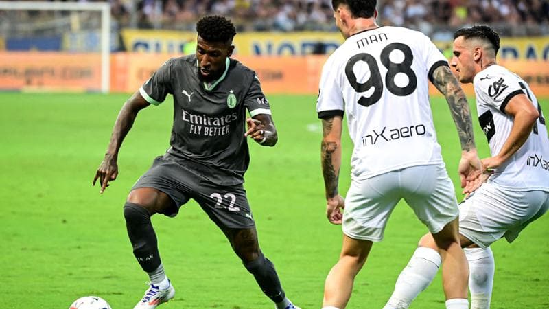 Emerson Royal in azione al Tardini