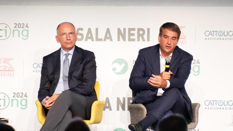 Al Meeting Fitto l’europeista: “Spesa buona contro il debito”