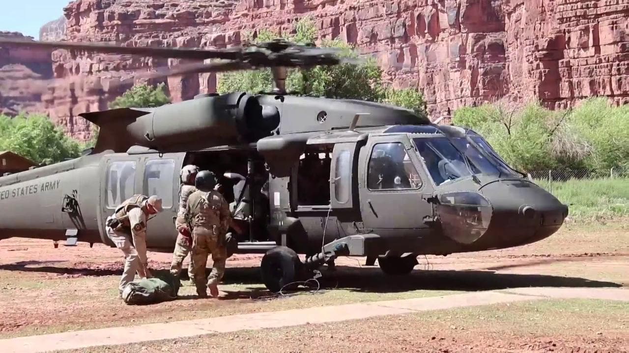 Arizona, il Parco Nazionale del Grand Canyon flagellato dalle inondazioni: turisti vengono portati via in elicottero