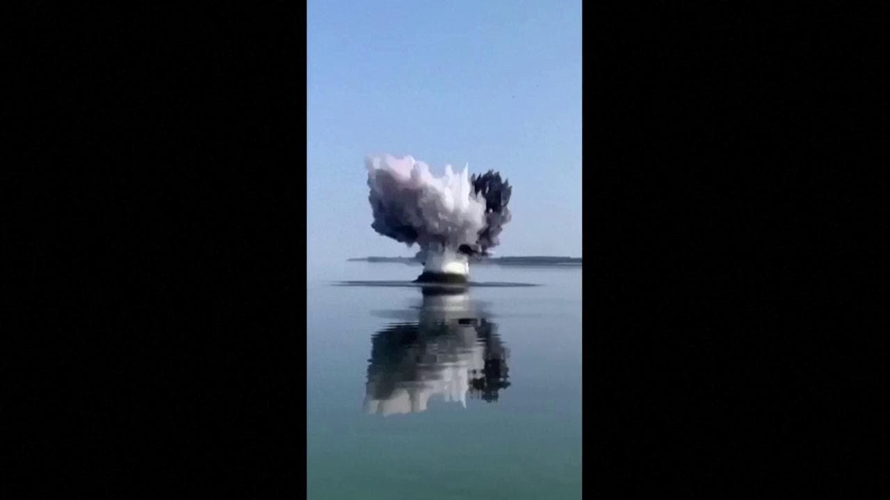 Ucraina, raid russo a Vyshhorod: colpita una centrale idroelettrica sul fiume Dnipro
