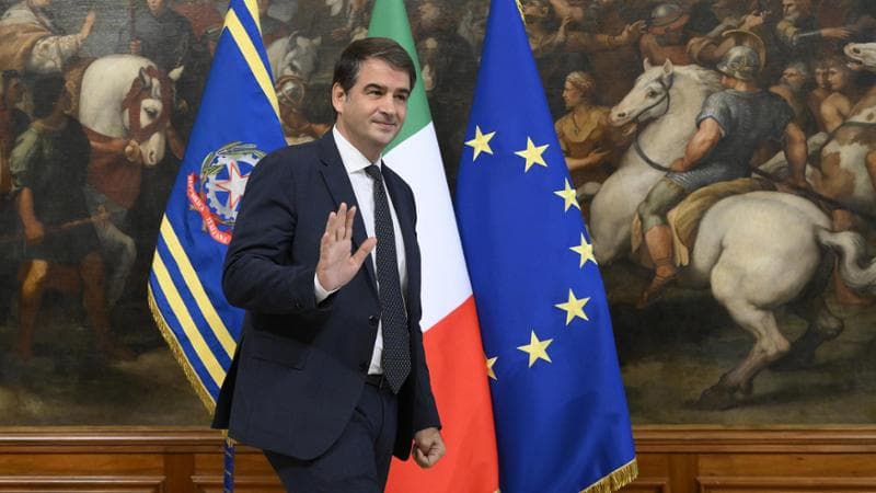 Roma - Roma, 23 ottobre 2022

Raffaele Fitto durante lâ??insediamento del Primo Consiglio dei Ministri 

ph. Â© Luigi Mistrulli (Italia - 2022-10-23, LUIGI MISTRULLI) p.s. la foto e' utilizzabile nel rispetto del contesto in cui e' stata scattata, e senza intento diffamatorio del decoro delle persone rappresentate