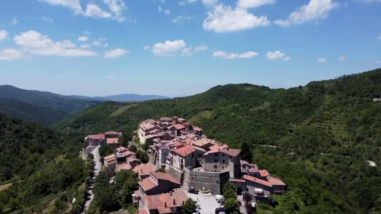 Un cinema con dodici posti: "U cinemittu", la sala più piccola del mondo a Longone Sabino