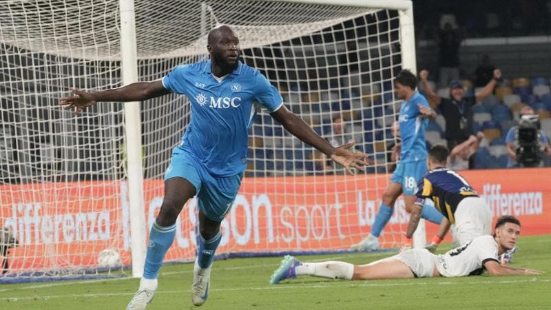  Napoli’s forward Romero Lukaku  jubilates with his teammate after scoring the goal   during the Italian Serie A soccer match SSC Napoli vs FC Parma at "Diego Armando Maradona" stadium in Naples, Italy, 31 August 2024  ANSA/CESARE ABBATE