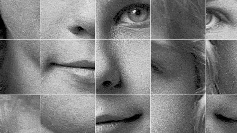 Frammenti. Dettaglio di un’opera di Kensuke Koike, dalla mostra “Tiles, be there. Frammenti d’identità”, a Sassuolo nei giorni del festival