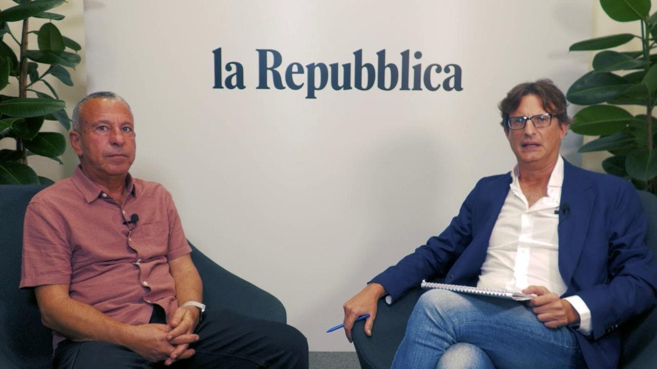 La videointervista - Sami al-Ajrami: "Dopo l'inferno della guerra a Gaza, la vita impossibile dei profughi palestinesi in Egitto"