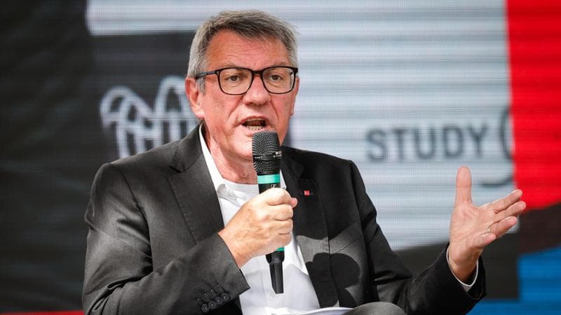 Landini, “con governo rapporto pessimo, scendiamo in piazza”