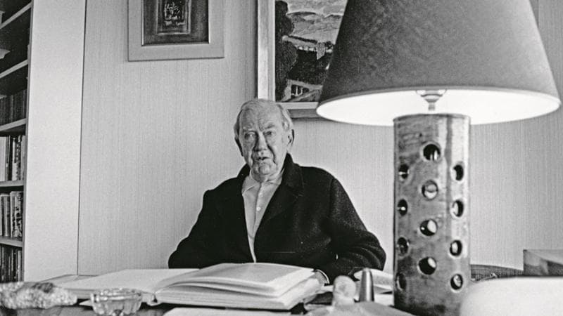 Graham Greene Louis MONIER/GAMMA RAPHO