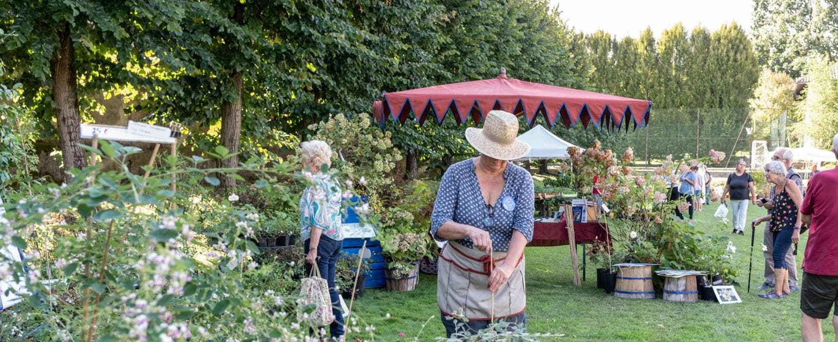 Tema di quest&rsquo;anno di Horti Aperti &egrave; &ldquo;Bosco e Giardino&rdquo;, dal classico della letteratura botanica di Gertrude Jekyll
