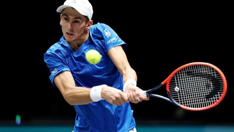 Coppa Davis, Italia-Brasile 2-1: vincono Berrettini e Arnaldi, il doppio Bolelli-Vavassori cede al terzo set
