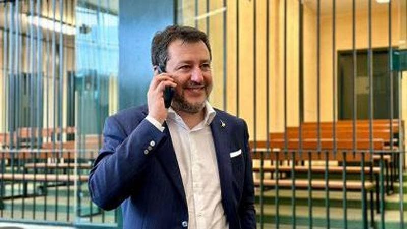 Matteo Salvini a processo per i migranti a cui venne impedito lo sbarco