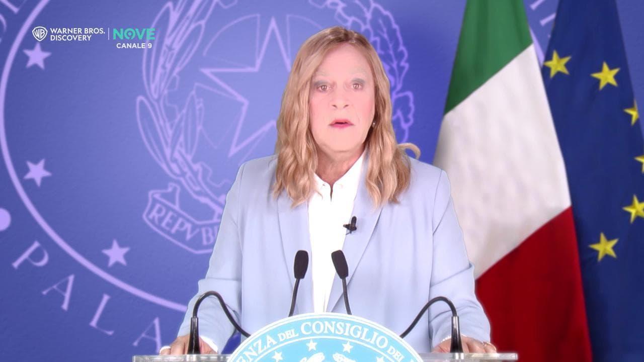 Crozza-Meloni: "Niente bionde per Giuli. Prima della nomina l'ho portato dal veterinario per i tagli"