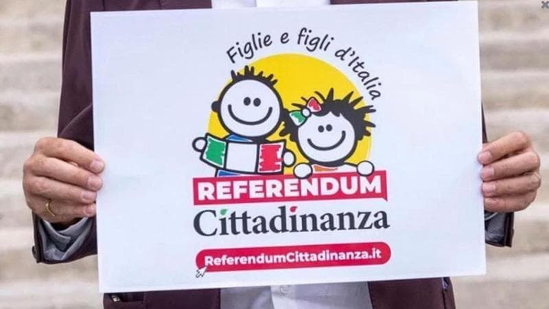Cittadinanza, tocca ai sindaci: "Non lasciamo da soli i ragazzi di origine straniera che chiedono di essere italiani. Portate la gente a firmare per il referendum”