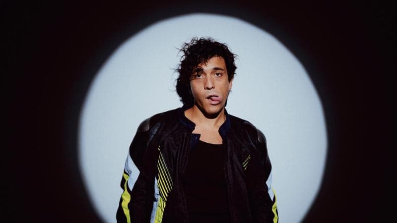 Tananai: “Sono qui per restare. Fra 20 anni vorrei ai miei concerti i fan di oggi cresciuti con i figli”
