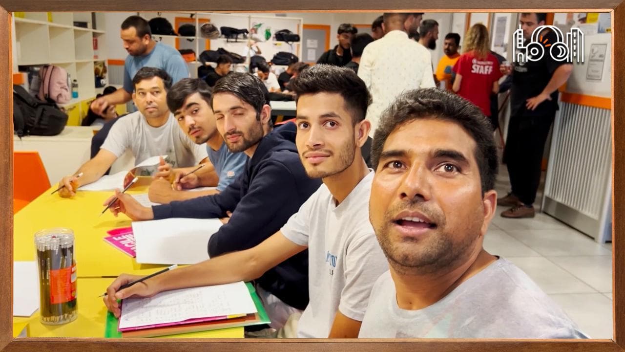 Metropolis - Migranti, a Trieste tra chi dorme all'aperto. I volontari: "Sempre più minori e famiglie. Il Comune ha scelto di non accogliere"