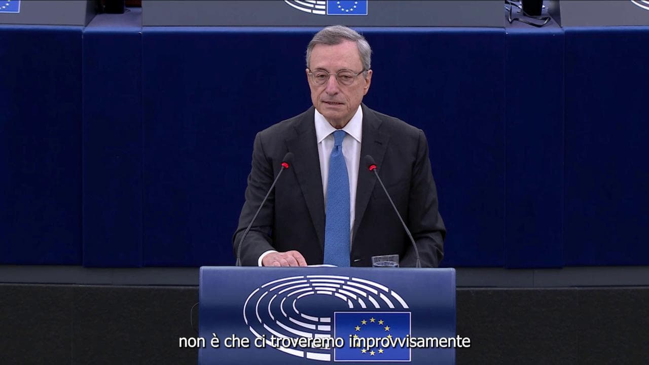 Draghi: "In ansia per il futuro di un'Europa meno libera"