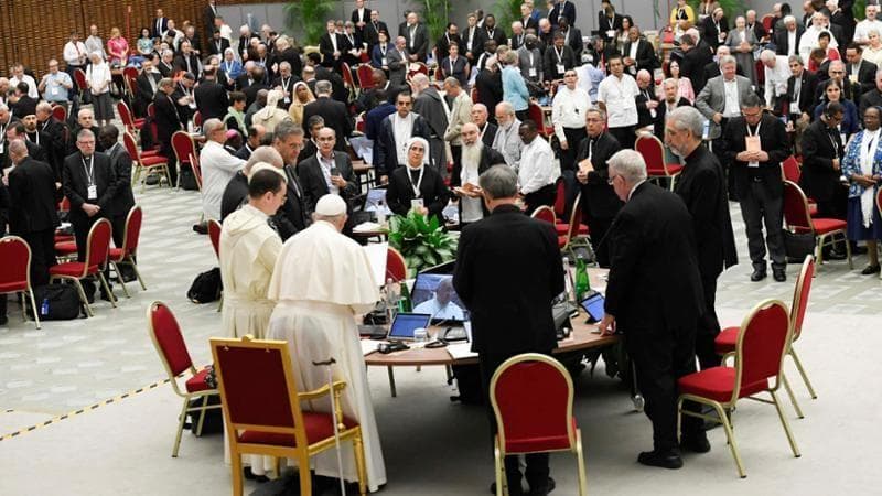 Al via a ottobre il Sinodo in Vaticano, i temi caldi sono stati stralciati: dall’omosessualità alle donne diacono