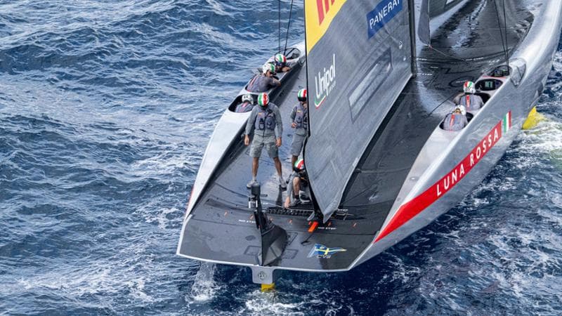 L&rsquo;equipaggio di Luna Rossa dopo l'incidente

