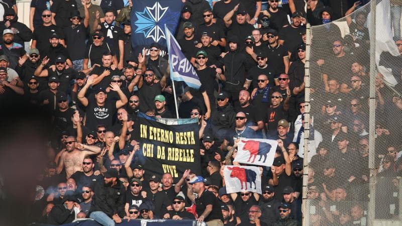 Tifosi del Napoli a Cagliari