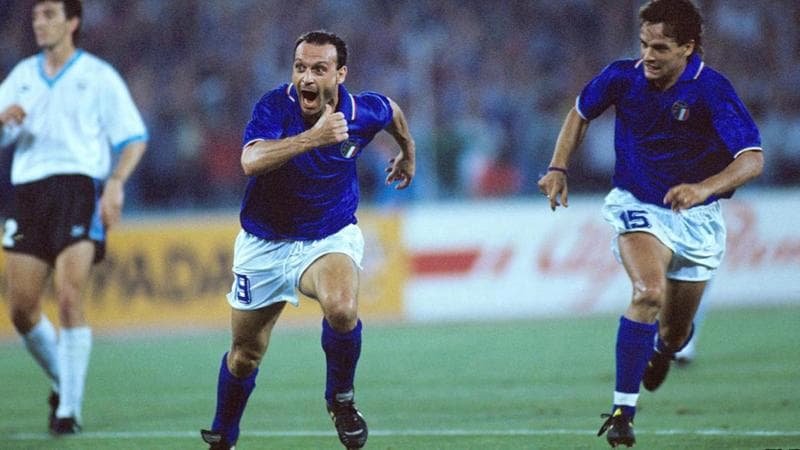 La settimana anomala del calcio italiano, dal ricordo di Schillaci all’offesa a De Rossi