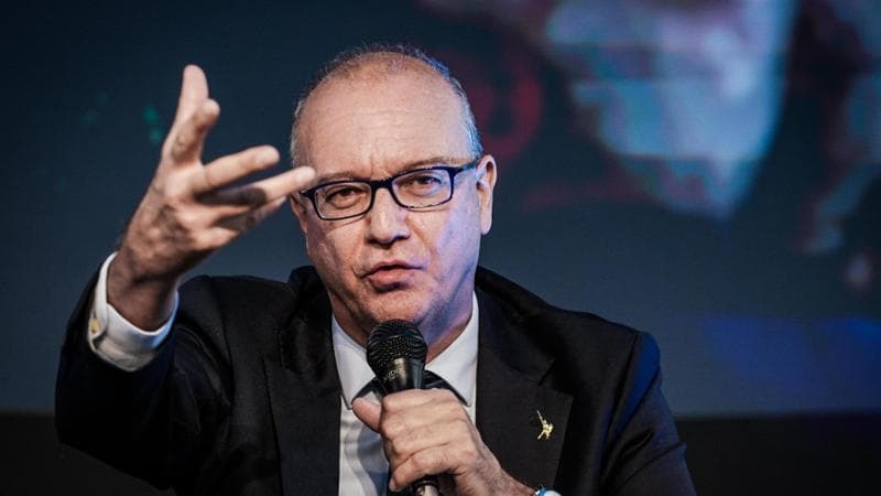 Voto in condotta, giudizi sintetici e multe agli studenti: ecco tutto quello che c’è da sapere sul ddl Valditara