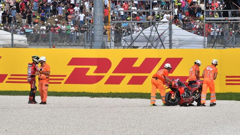 Bagnaia dopo la caduta a Misano