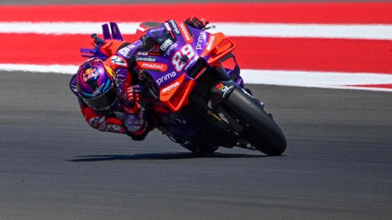 MotoGp, Martin in pole in Indonesia, secondo Bezzecchi. Quarto Bagnaia