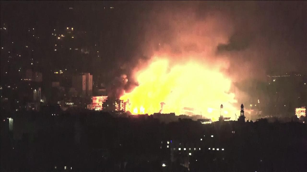 Libano, nuovi attacchi israeliani a Beirut nella notte