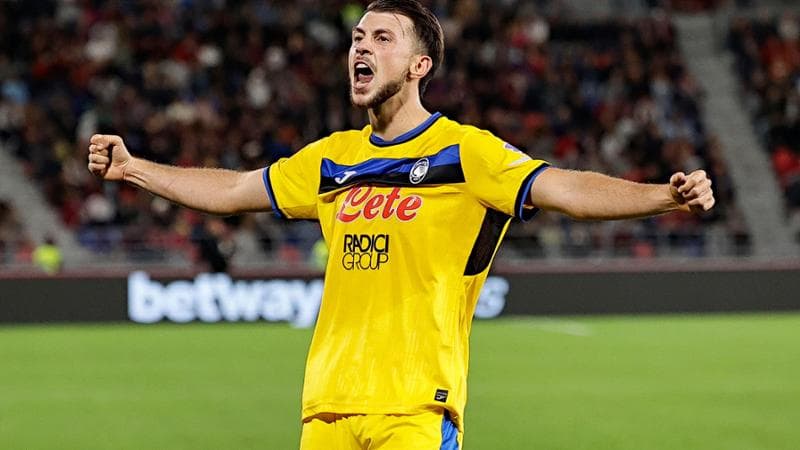 Lazar Samardzic esulta dopo il gol