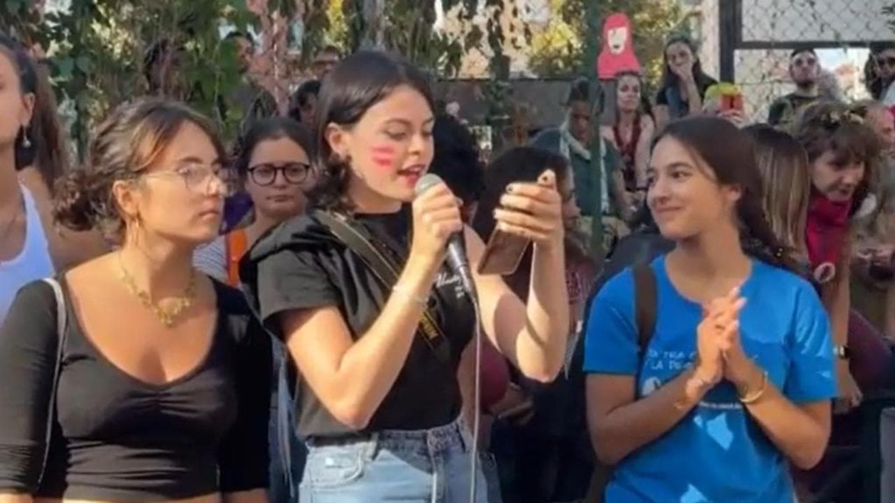 Aborto - Da Torino un grande no alla "stanza dell'ascolto" (del battito del feto). Le studentesse: "Sorella non sei sola"