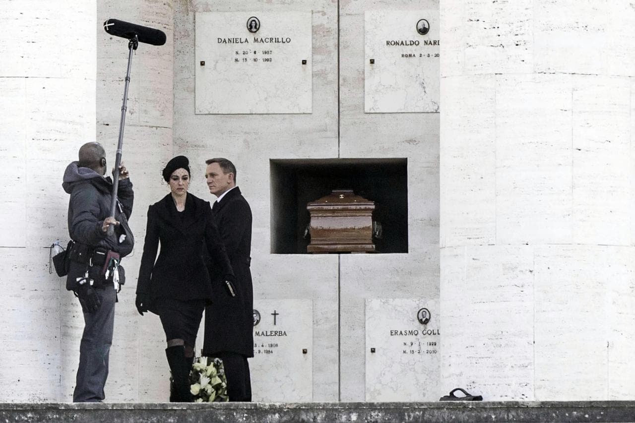 Con Daniel Craig sul set di 'Spectre' (2015)