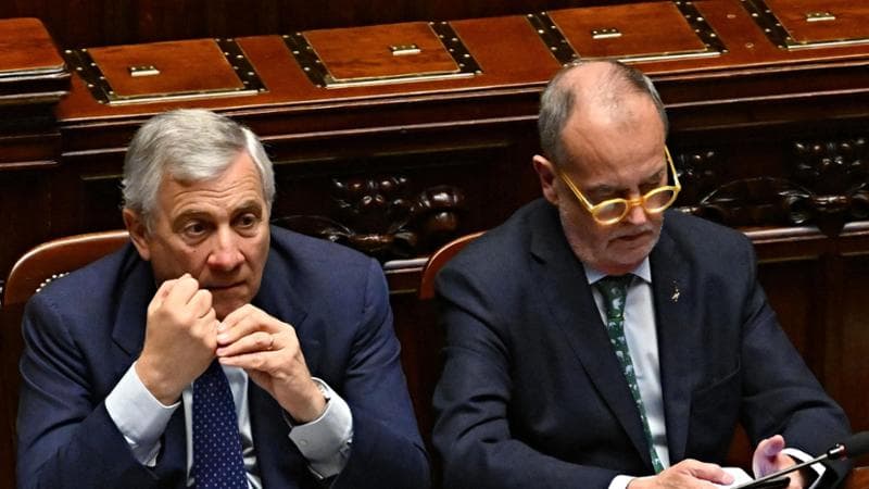 II vicepremier e ministro degli Esteri&nbsp;Antonio Tajani e il ministro per gli Affari regionali Roberto Calderoli&nbsp;(Andreas SOLARO / AFP)
