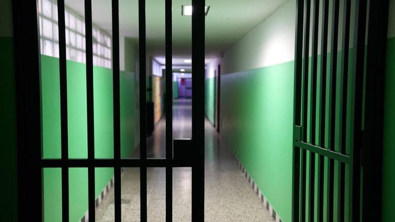 Carceri minorili, mai così in crisi: celle sovraffollate, trasferimenti senza preavviso e abuso di psicofarmaci