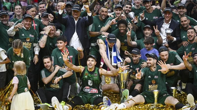 Il Panathinaikos festeggia la conquista dell'Eurolega 2024