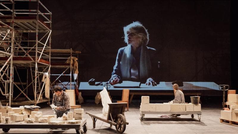 Amos Gitai al RomaEuropa Festival: “In tempo di conflitti vi apro le porte della mia ‘Casa’, luogo del dialogo e delle relazioni umane”